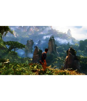 PLAYSTATION 4 + UNCHARTED 4 A THIEF'S END